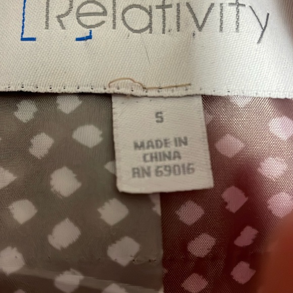 Women’s size small relativity button up coral trenchcoat - Picture 2 of 15